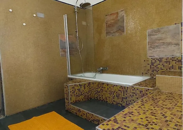 Big Garden Apartment, 10 Minutes To U4 And U6 Відень